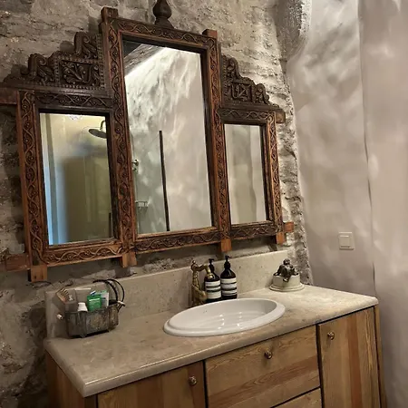Wabi-sabi Elegance Apartamento